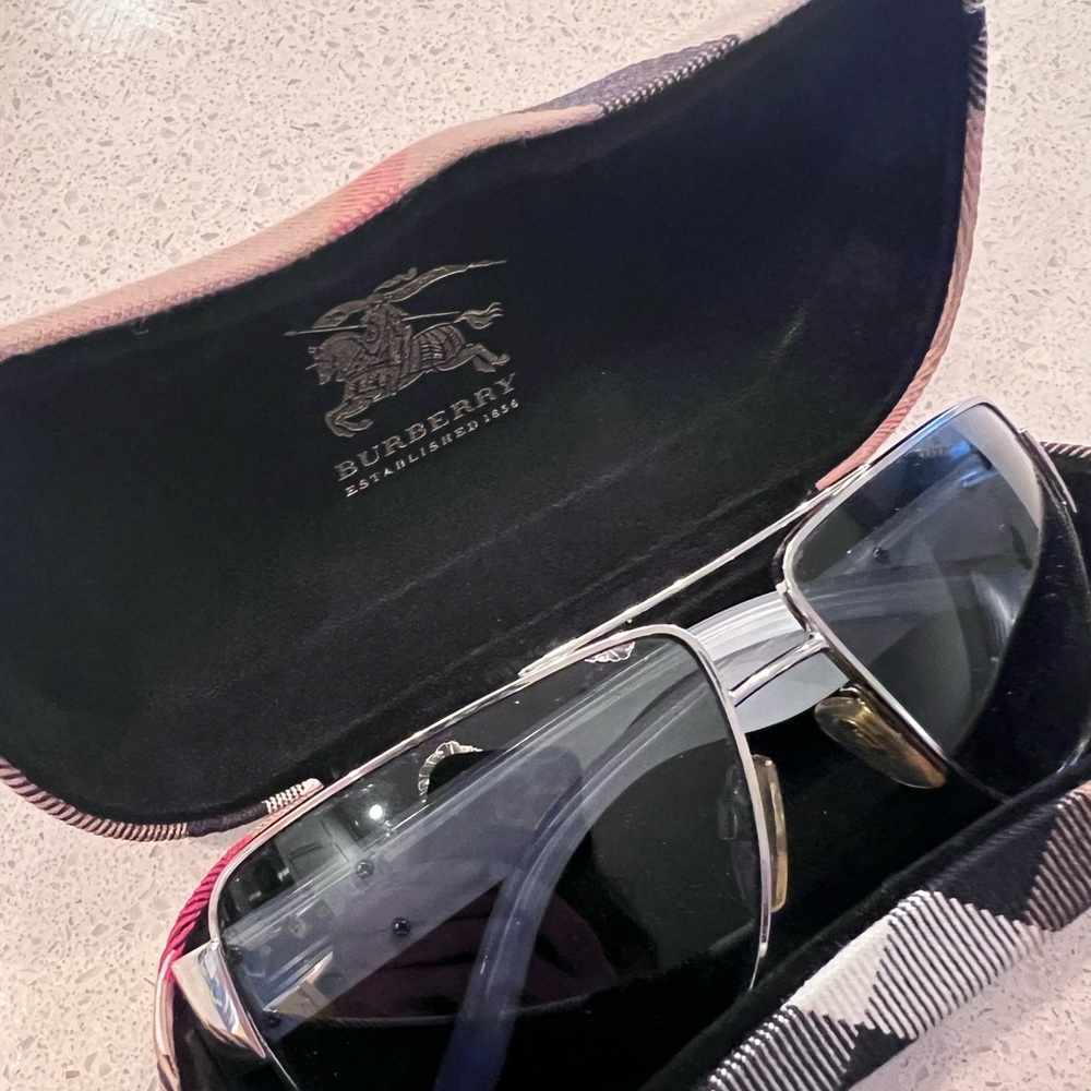 Men’s burberry sunglasses